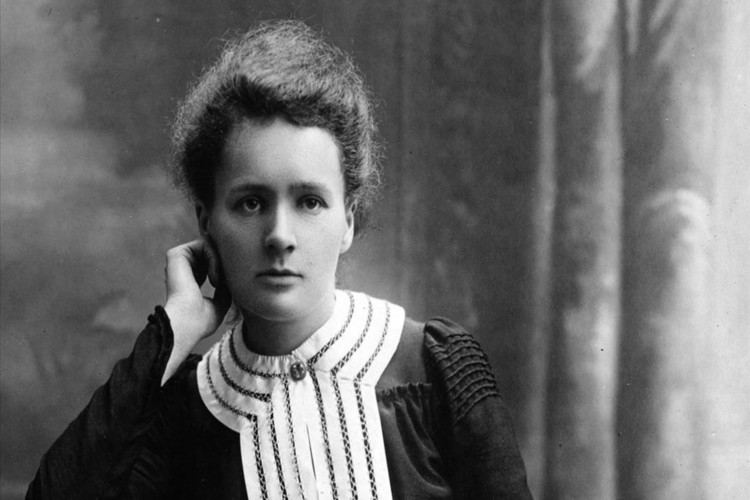 Marie Curie: Pionera de la Ciencia